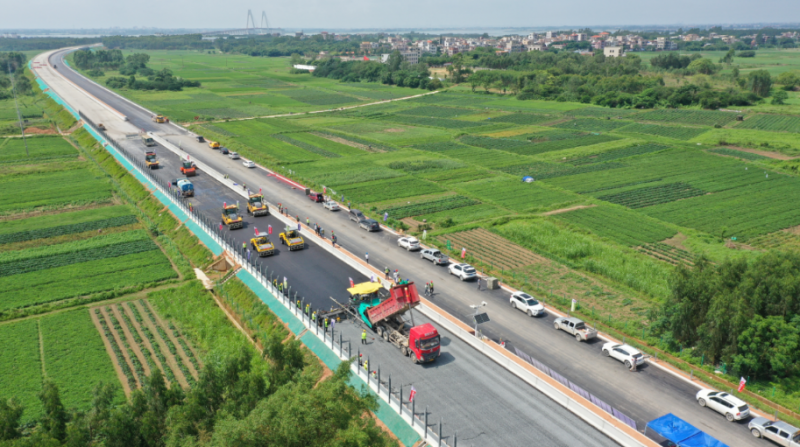 建設(shè)?邁進(jìn)‖薪火相傳，續(xù)寫奮進(jìn)篇章